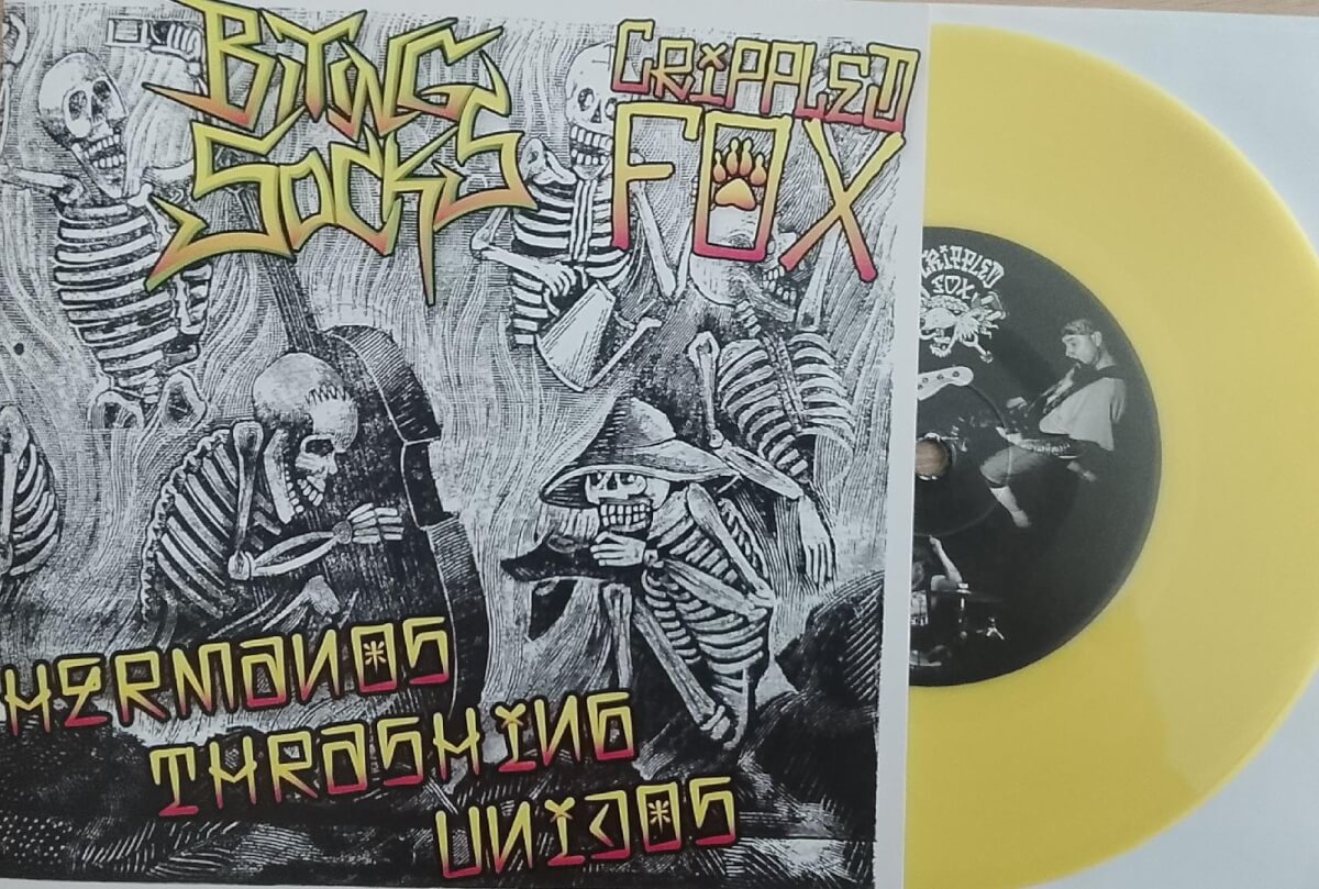 BITINGS SOCKS / CRIPPLED FOX (vinyle jaune) – Image 2